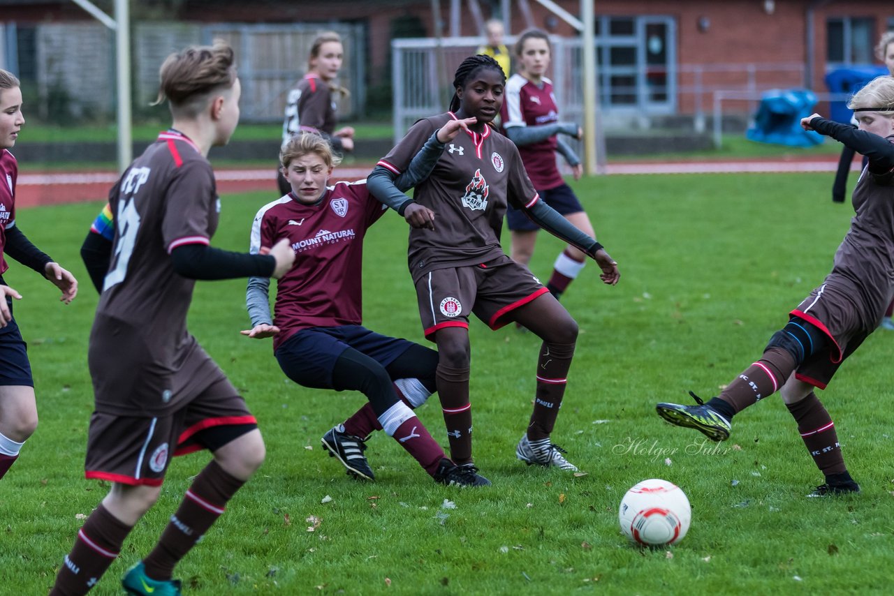 Bild 197 - C-Juniorinnen Halstenbek-Rellingen - St.Pauli : Ergebnis: 0:5